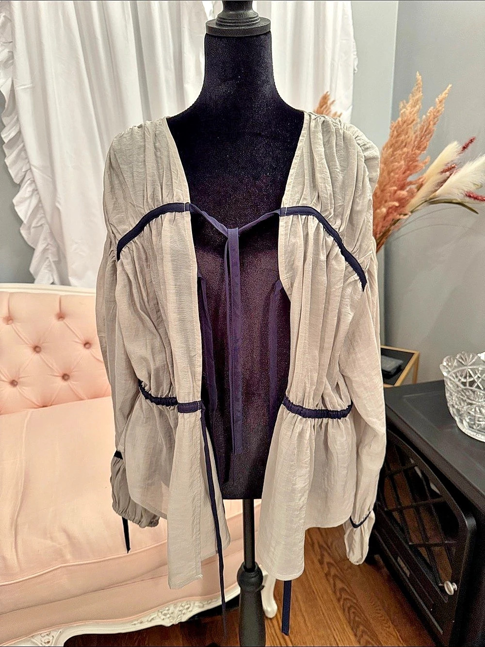 Listicle pale green/sage Ruched Tie-Front peasant blouse